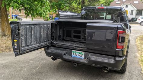 Tailgate fit your 2020 Ram 2500 